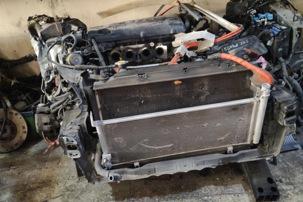 Body  Front clip Toyota Camry