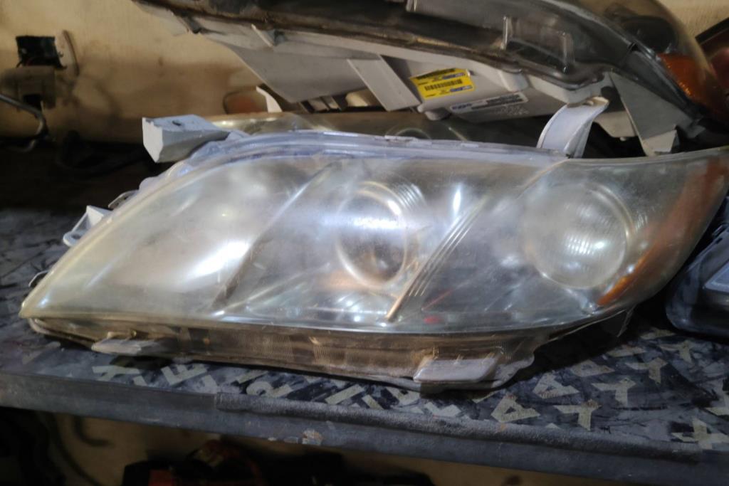 ضوء امامي يمين شمال تويوتا كامري 2007 2008 2009