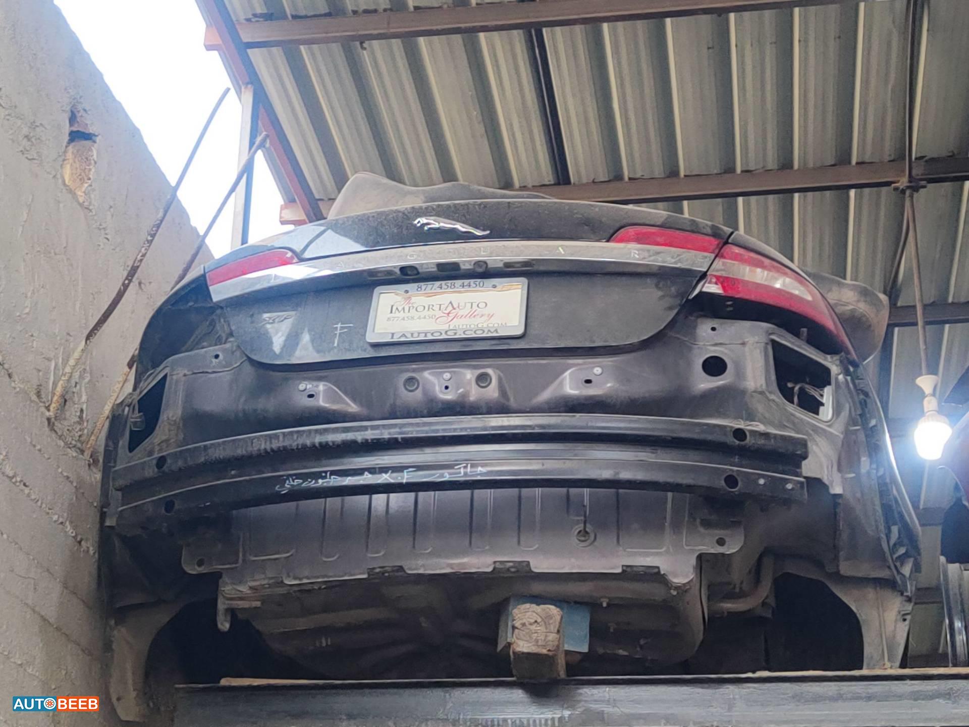 Body  Front clip Jaguar XF