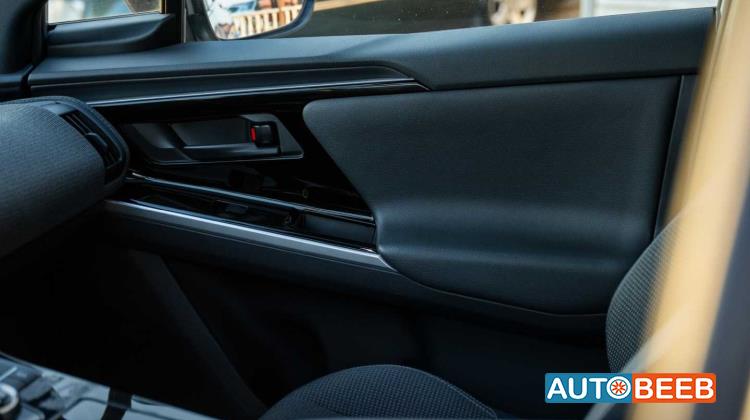 تويوتا bZ4X 2022