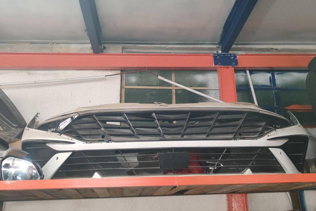 واجهة أمامية طمبون اضوية يمين شمال هيونداي افانتي 2023 2024 2025