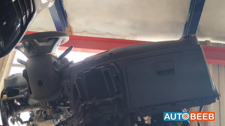 Cabin  Dashboard KIA Picanto