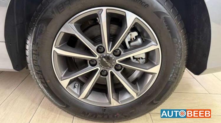 BYD Destroyer 05 2025