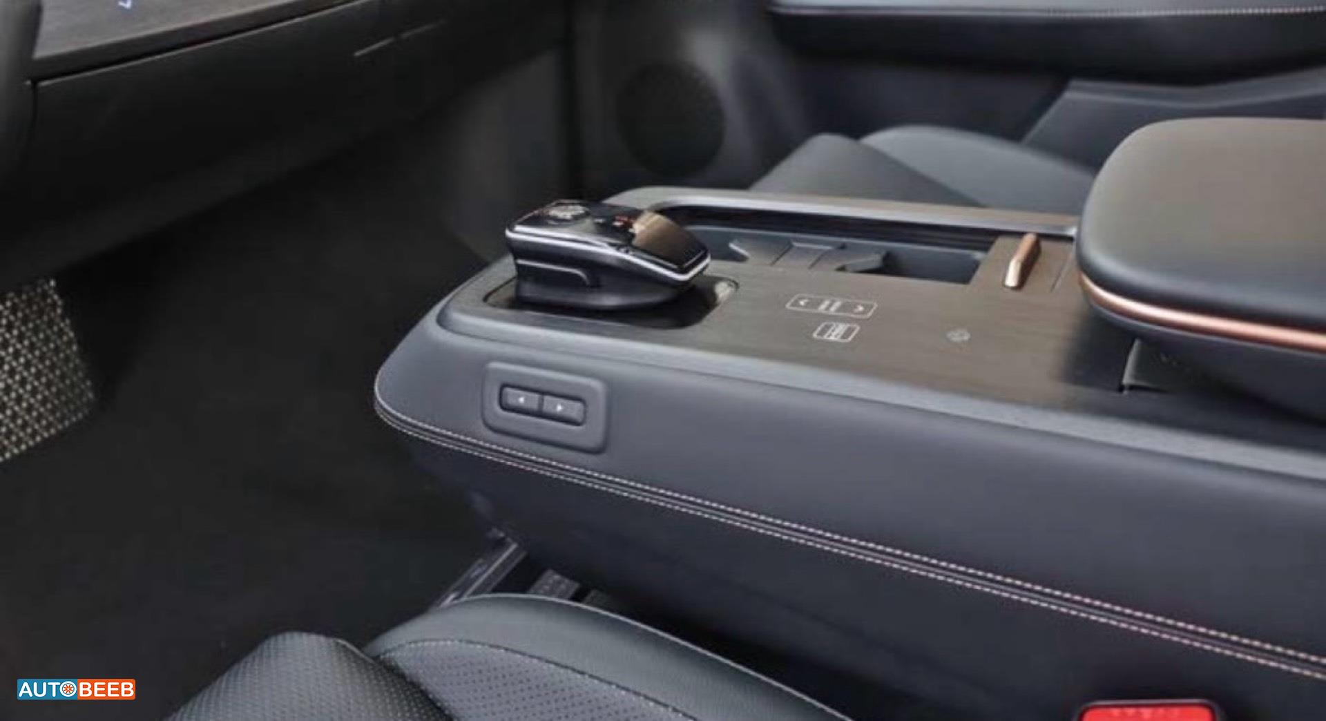 نيسان اريا 2022