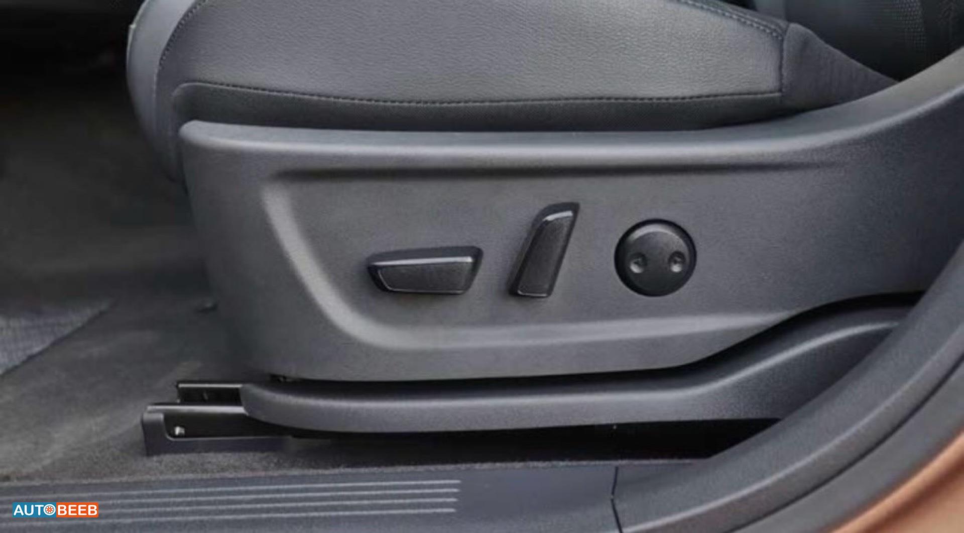 نيسان اريا 2022