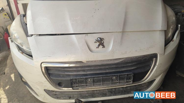 Body  Front clip Peugeot 5008