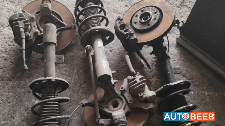  Shock Absorber Peugeot 308