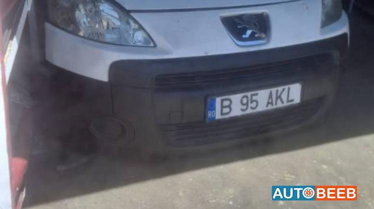 Body  Front clip Peugeot Partner