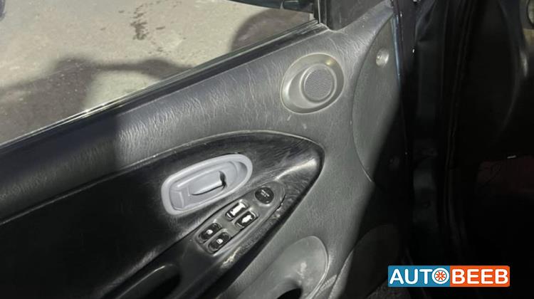 هيونداي افانتي 1997