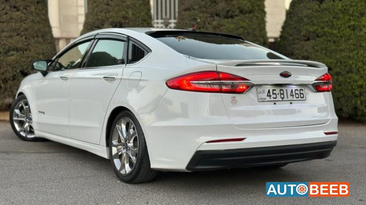Ford Fusion 2017