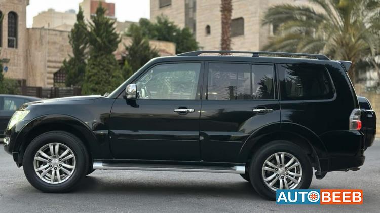 Mitsubishi Pajero 2017