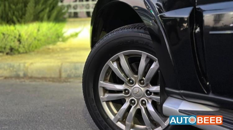 Mitsubishi Pajero 2017