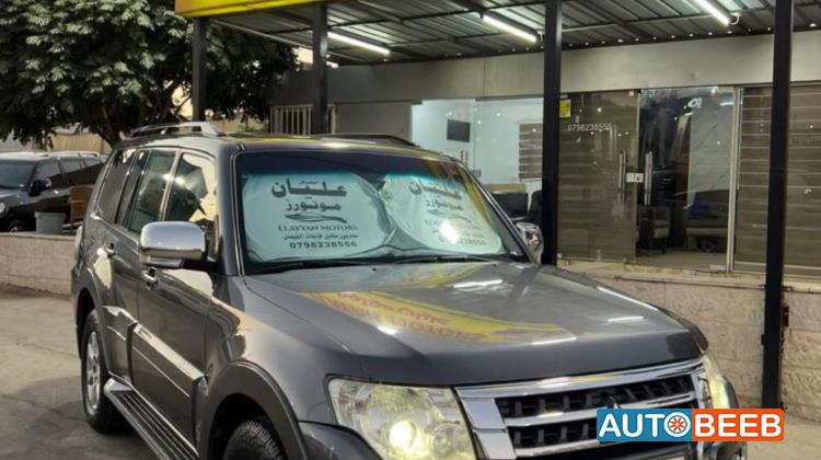 Mitsubishi Pajero 2015