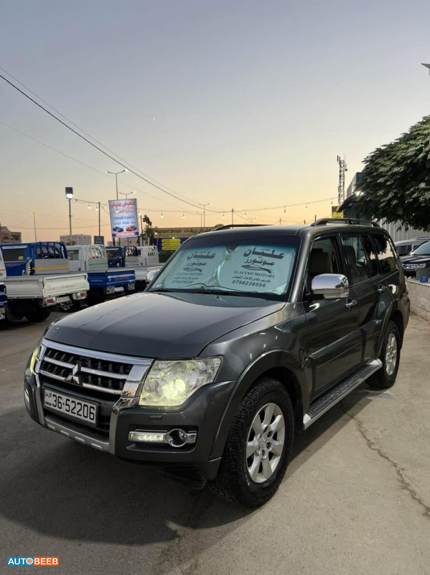 Mitsubishi Pajero 2015