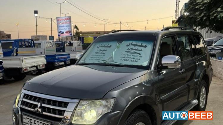 Mitsubishi Pajero 2015