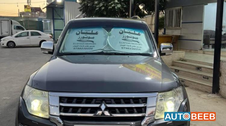 Mitsubishi Pajero 2015