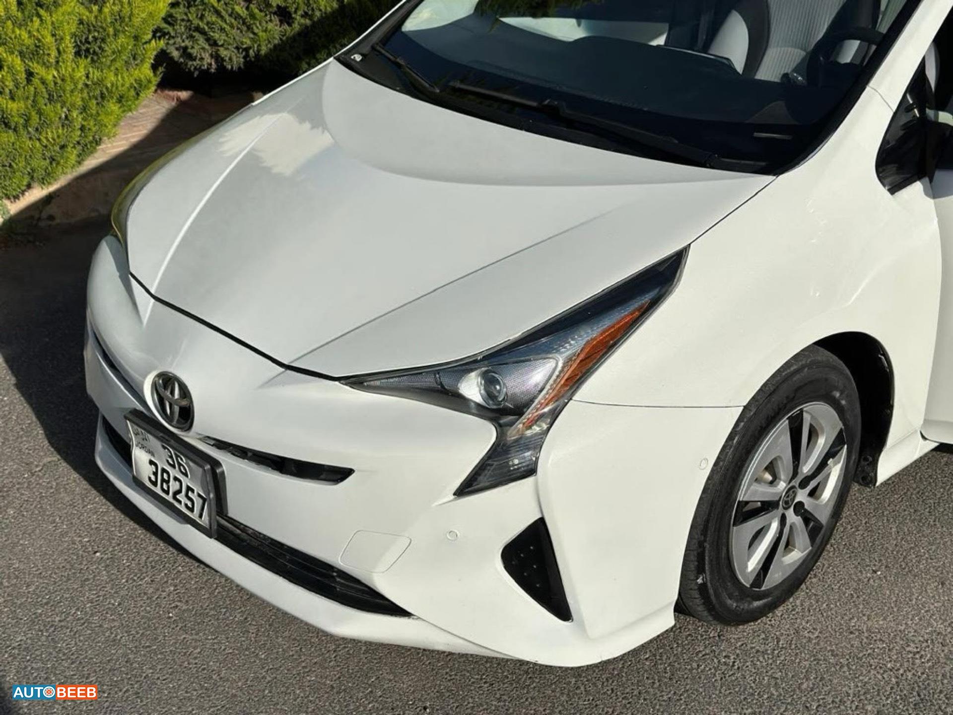 Toyota Prius 2018