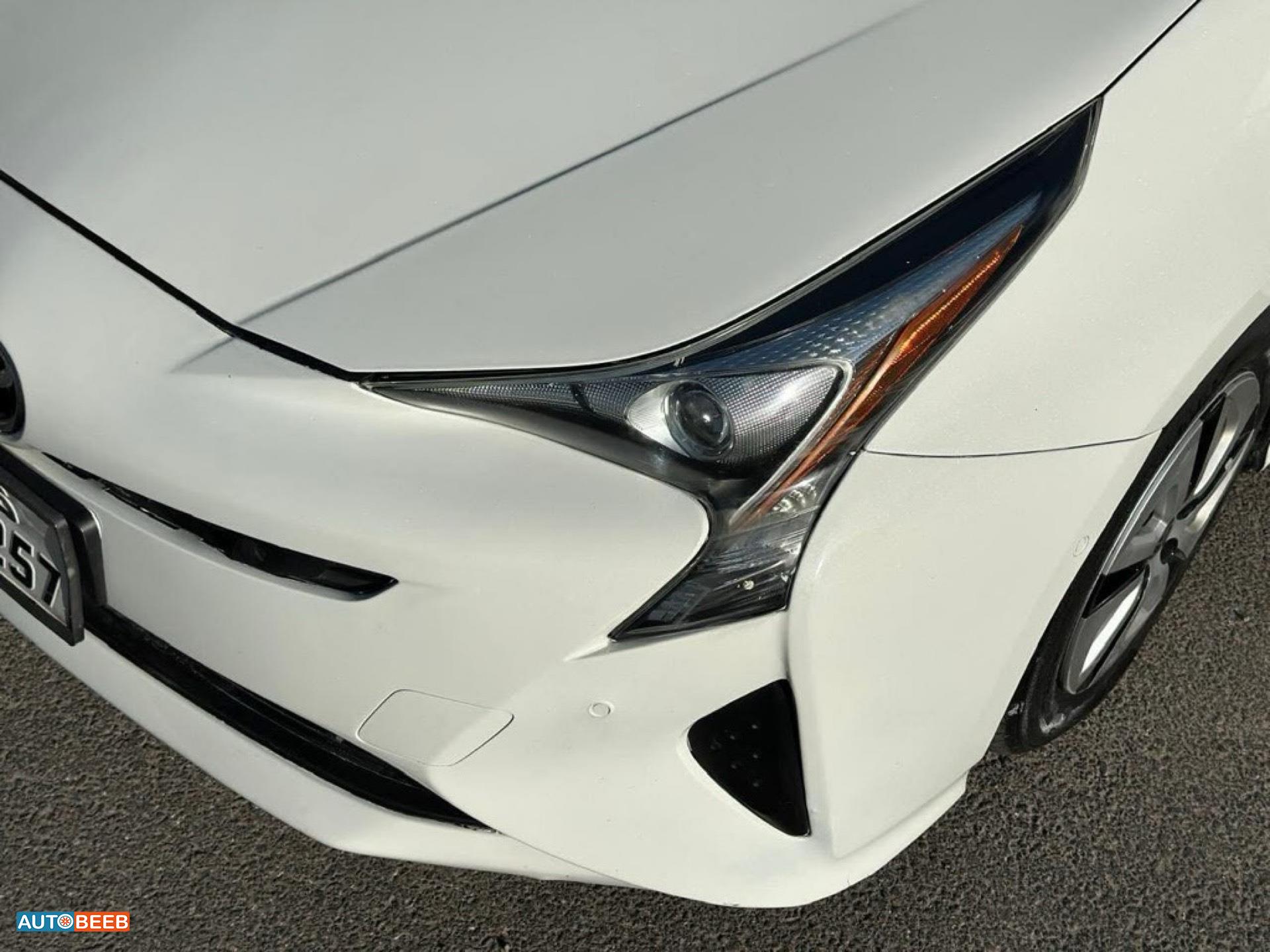 Toyota Prius 2018