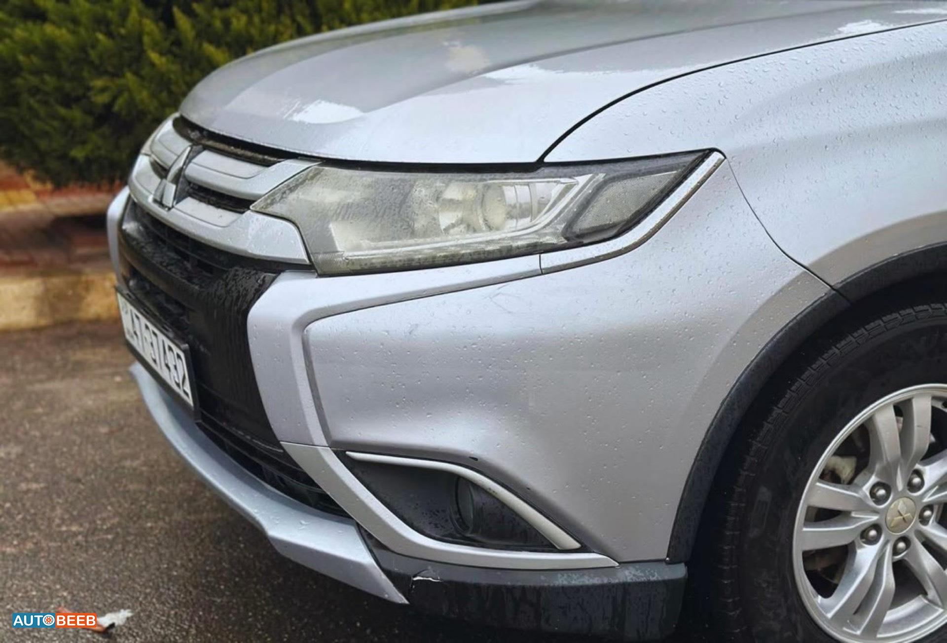 Mitsubishi Outlander 2016