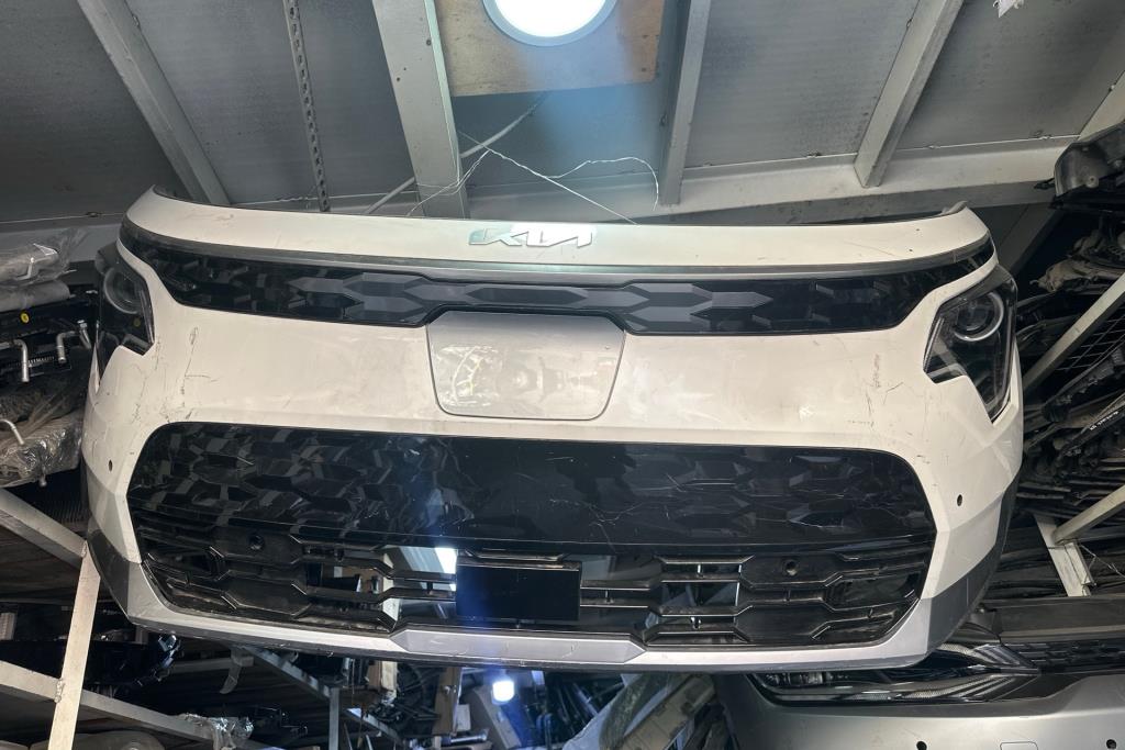 Body  Front clip KIA Niro