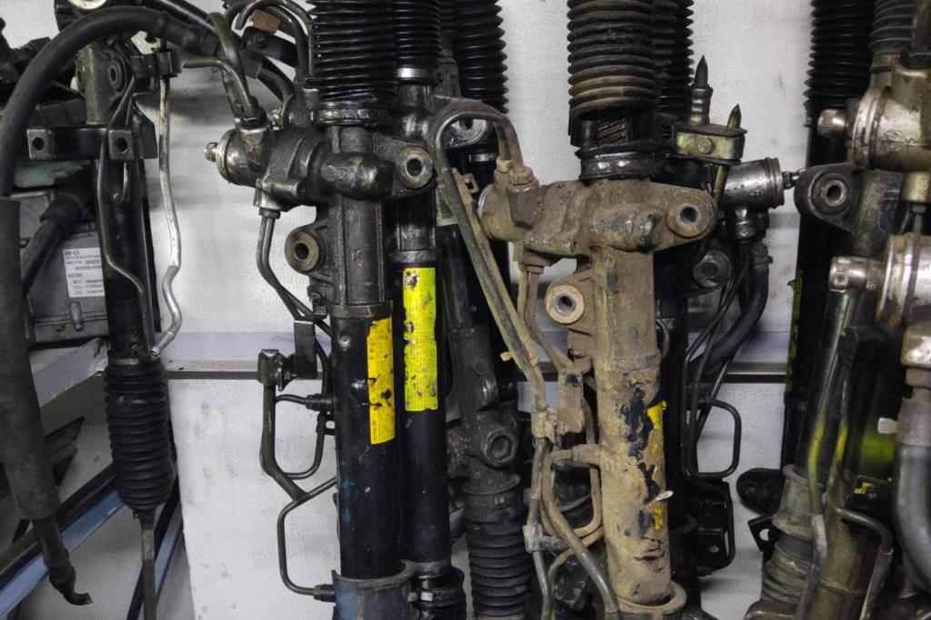 مجموعه ستيرنج هيونداي افانتي xd 2004 2005 2006