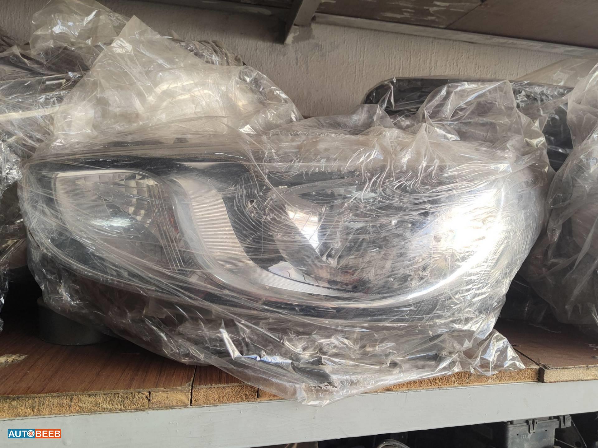 Lights Front light Hyundai Accent