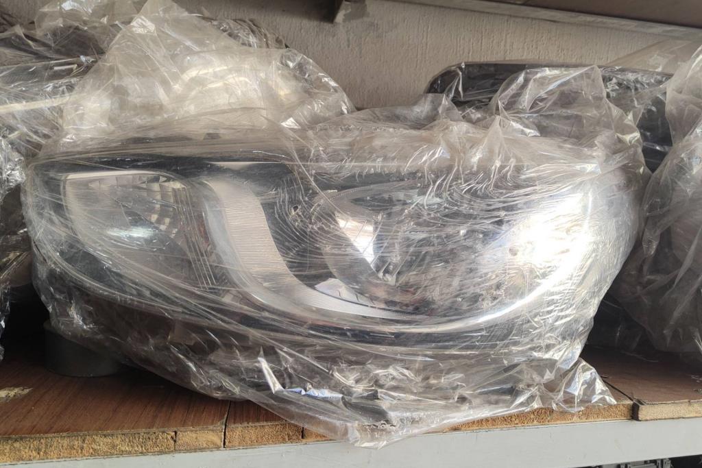 Lights Front light Hyundai Accent