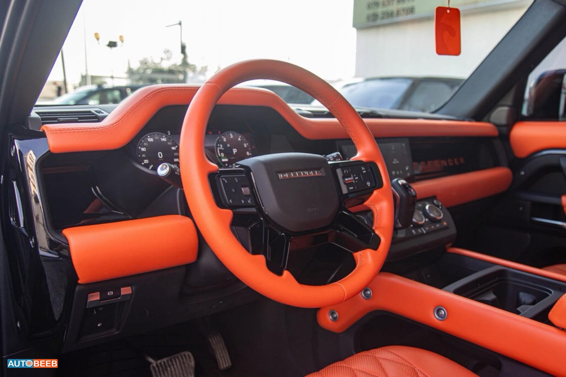 Land Rover Defender 2023