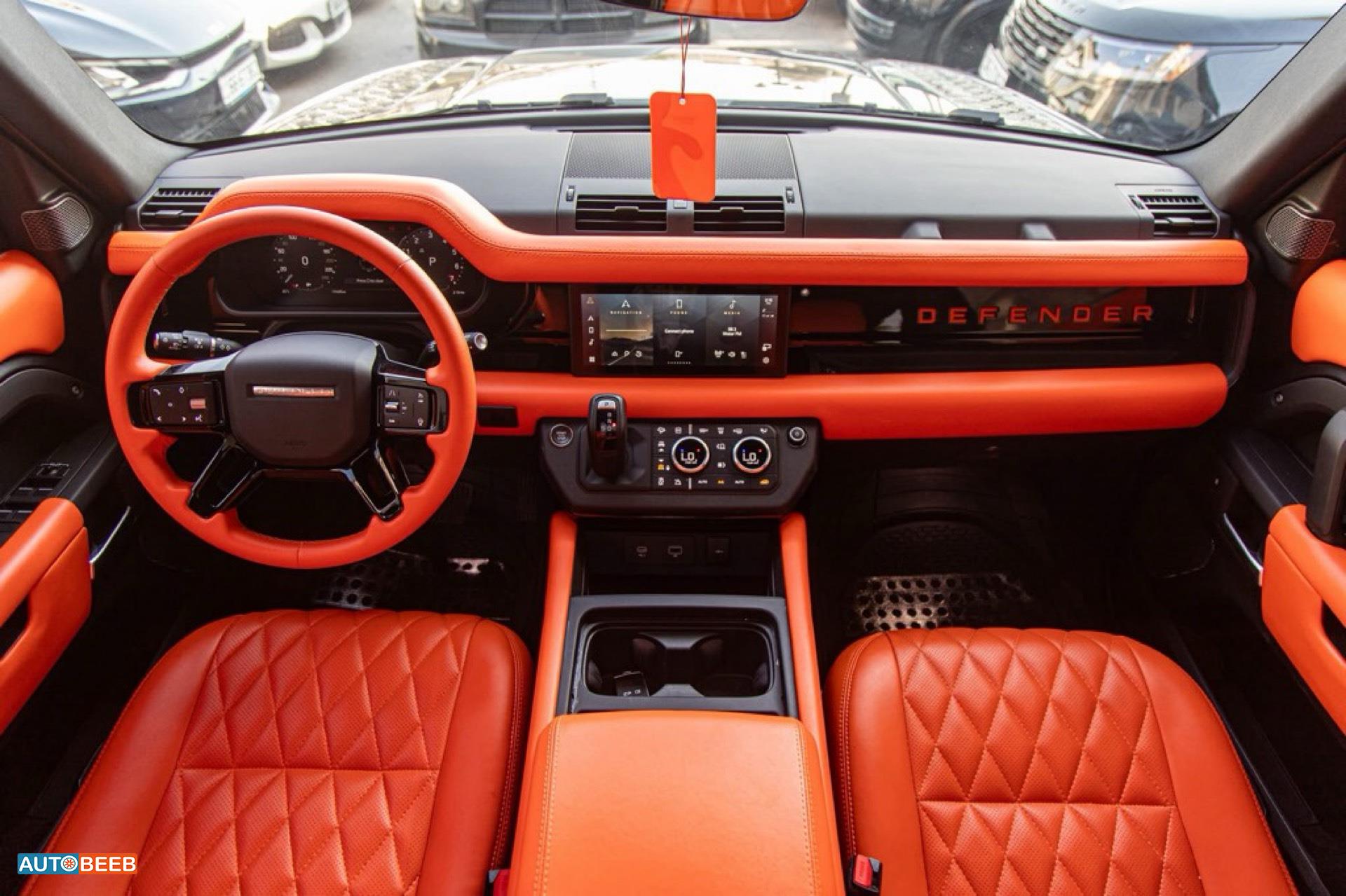 Land Rover Defender 2023