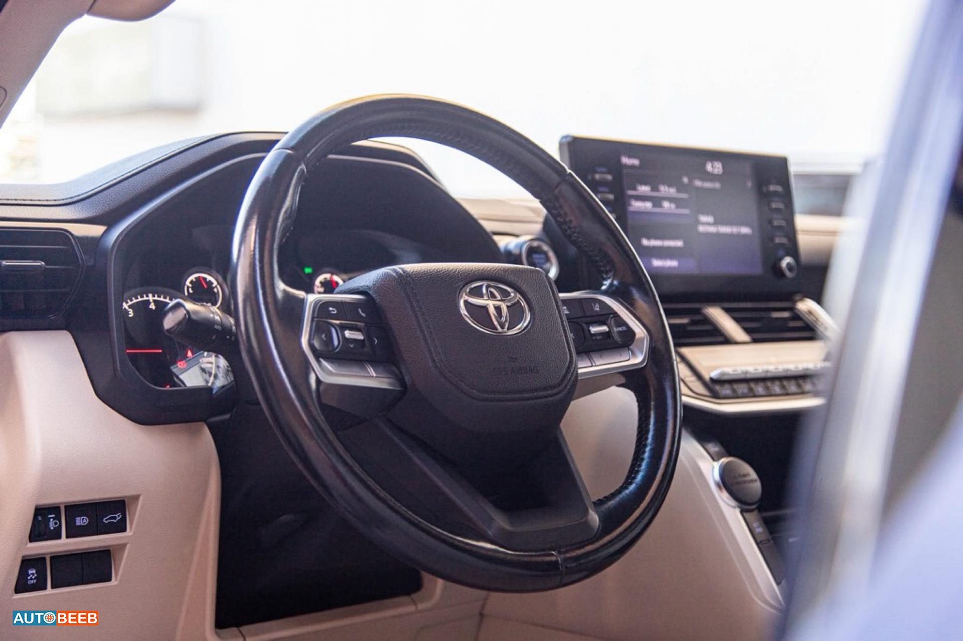 تويوتا لاندكروزر 2022