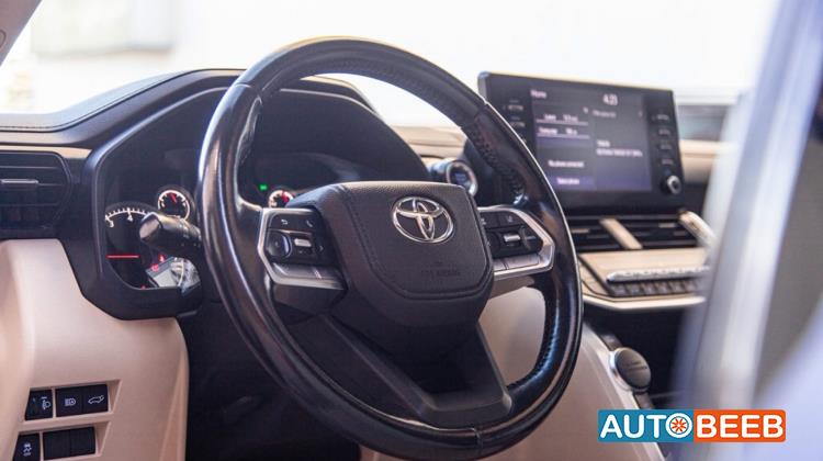 تويوتا لاندكروزر 2022