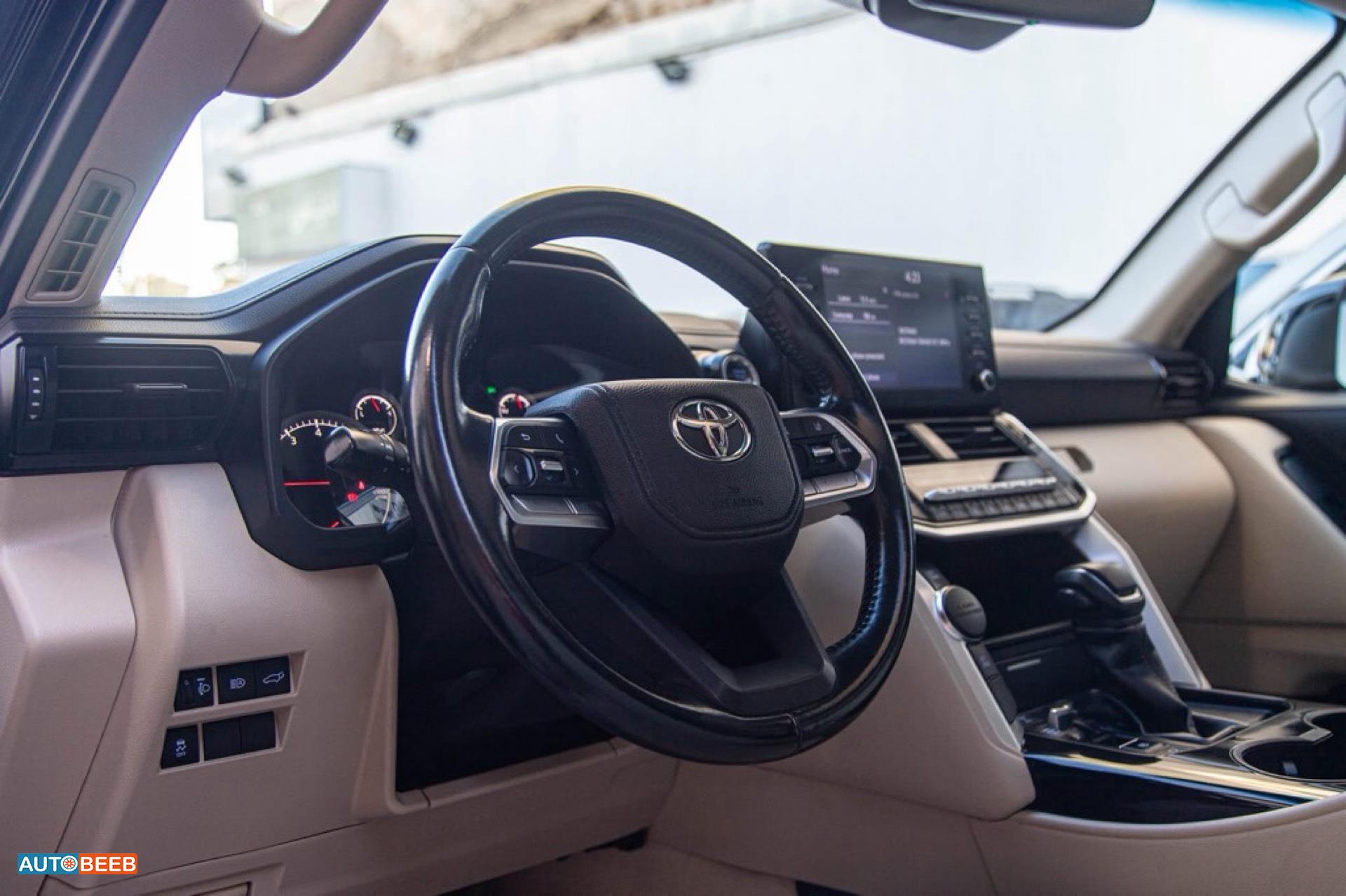 تويوتا لاندكروزر 2022