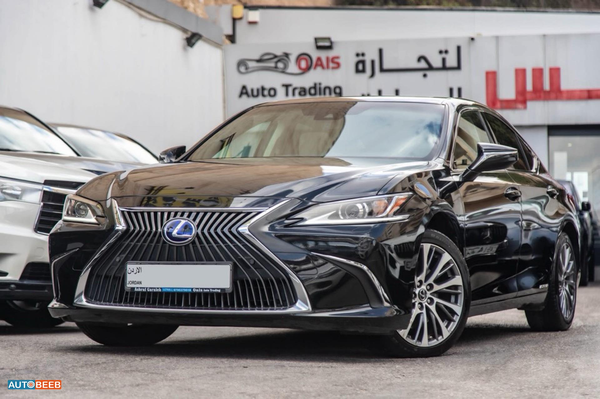 Lexus ES300 2021