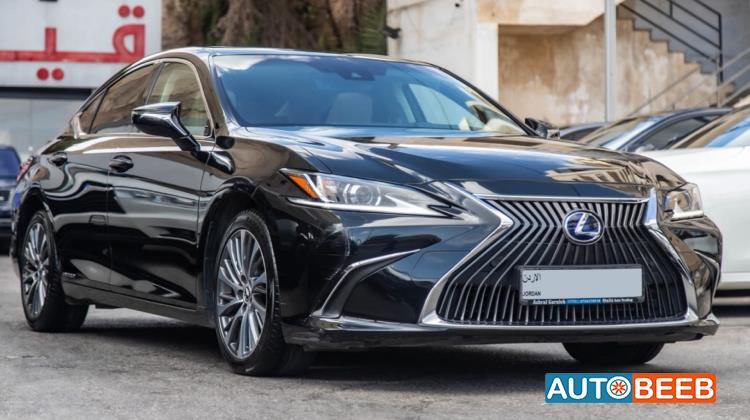Lexus ES300 2021
