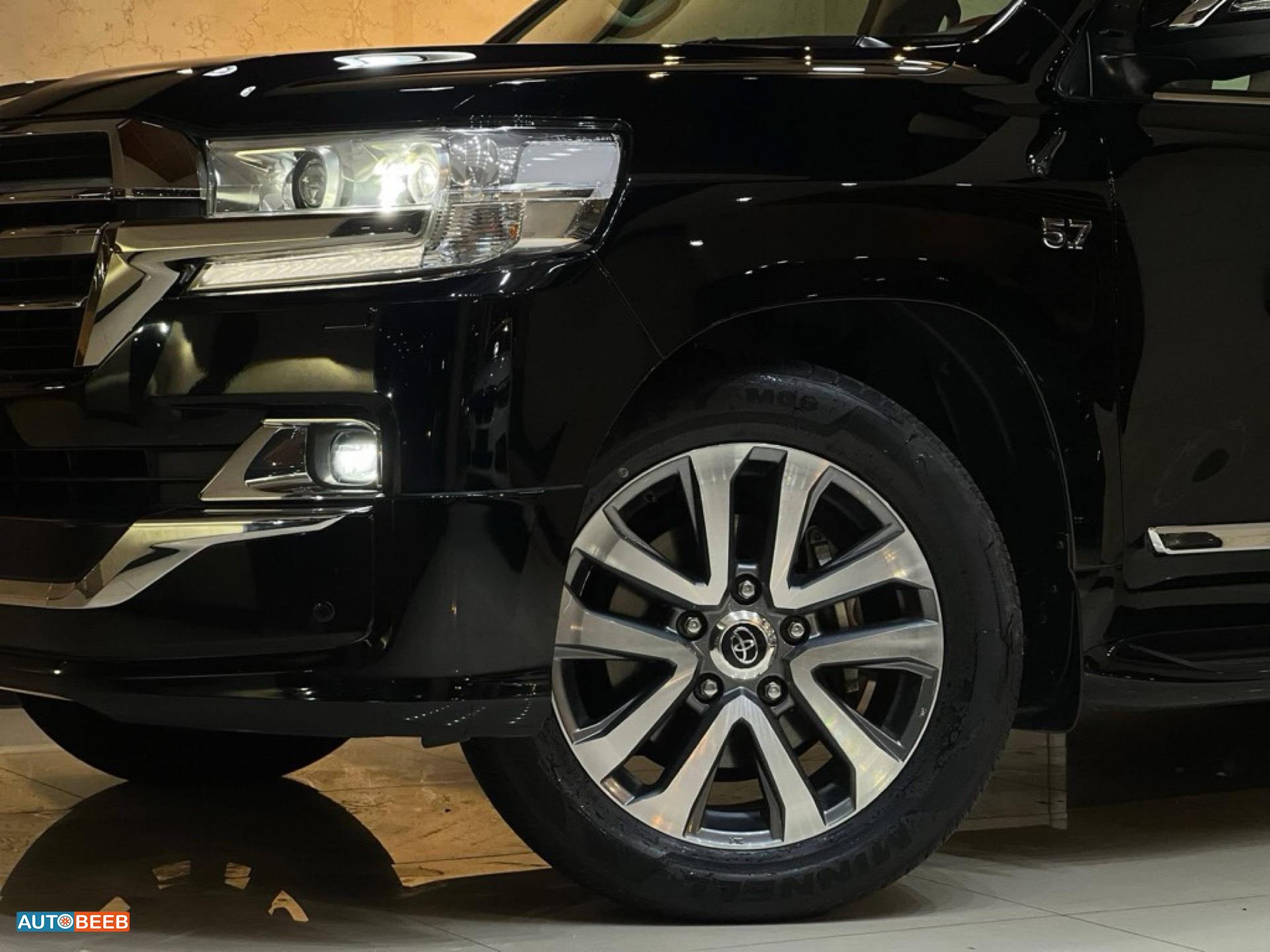 Toyota Land Cruiser 2019