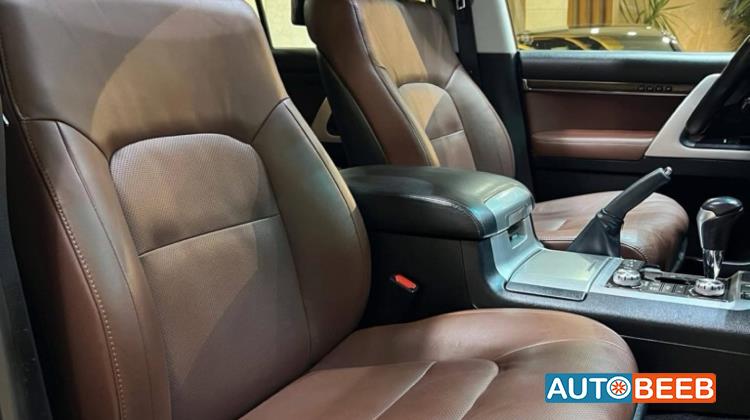 Toyota Land Cruiser 2019