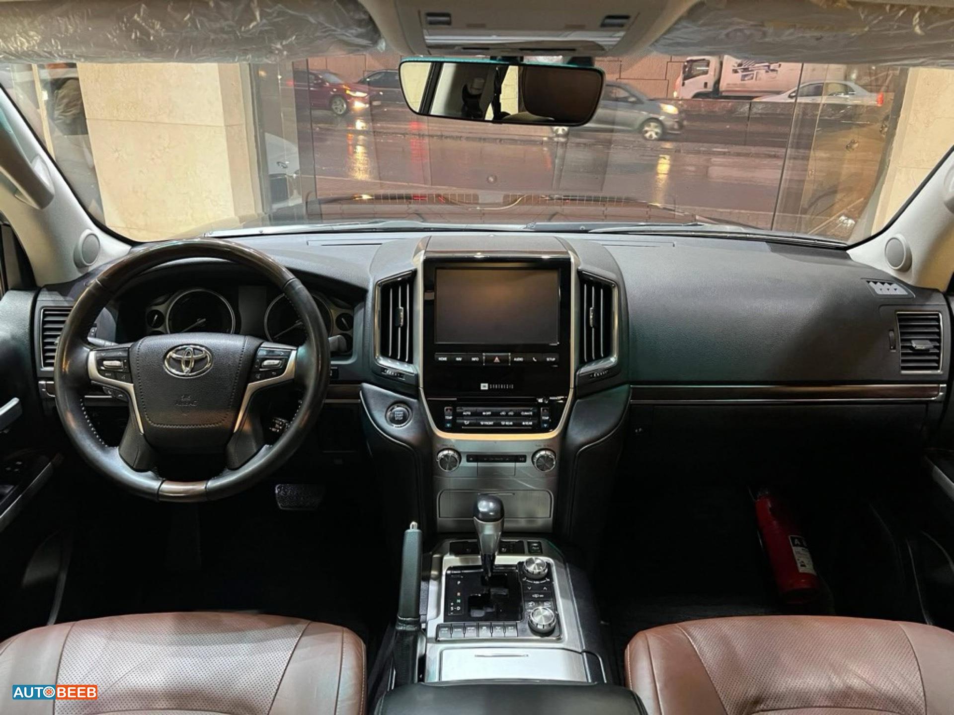 Toyota Land Cruiser 2019