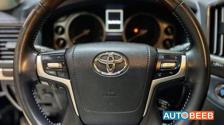 Toyota Land Cruiser 2019
