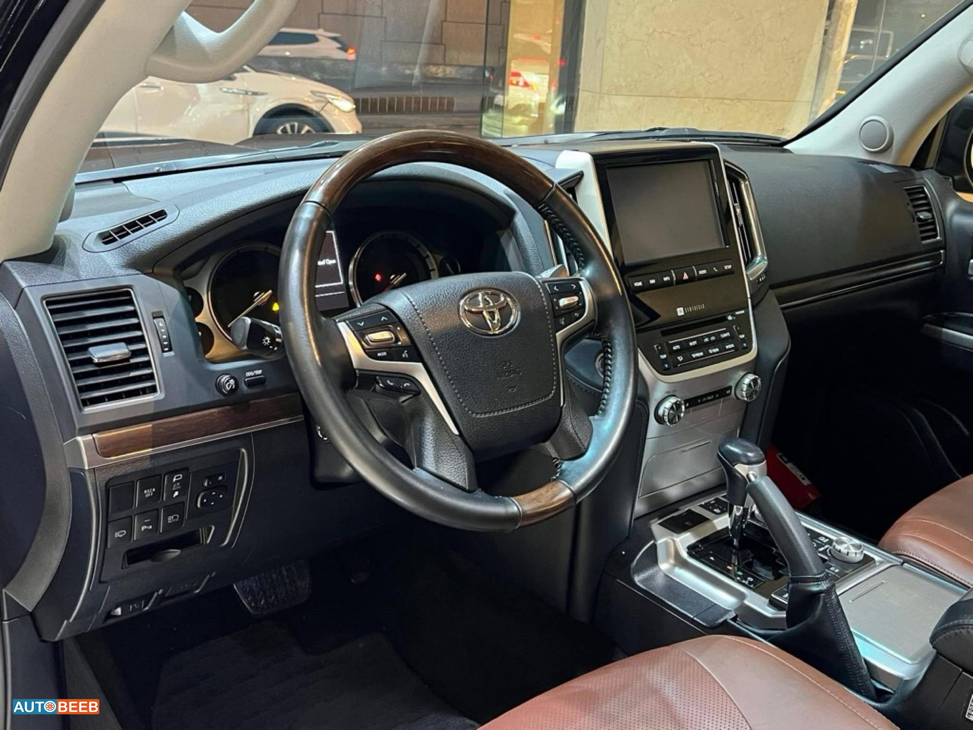 Toyota Land Cruiser 2019