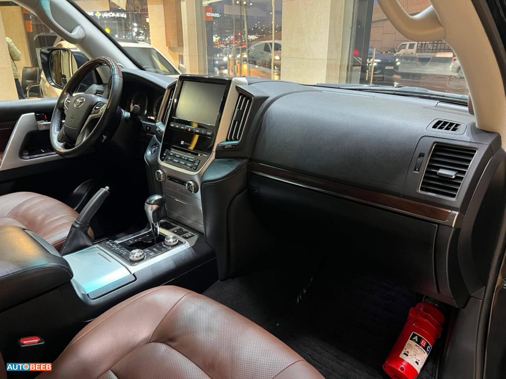 Toyota Land Cruiser 2019