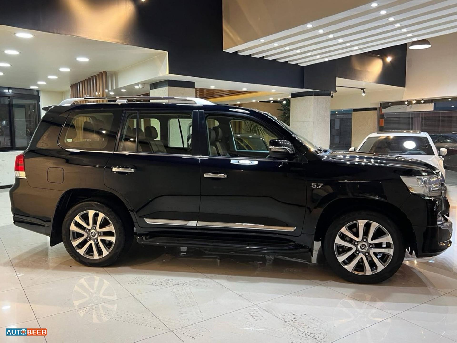 Toyota Land Cruiser 2019
