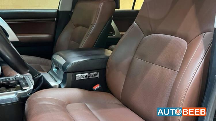 Toyota Land Cruiser 2019