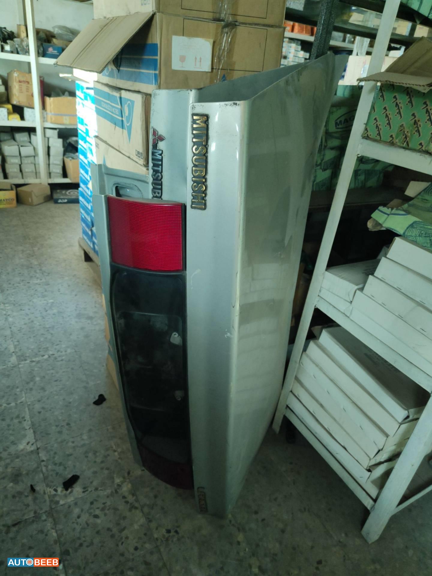 Body  Trunk Mitsubishi Lancer