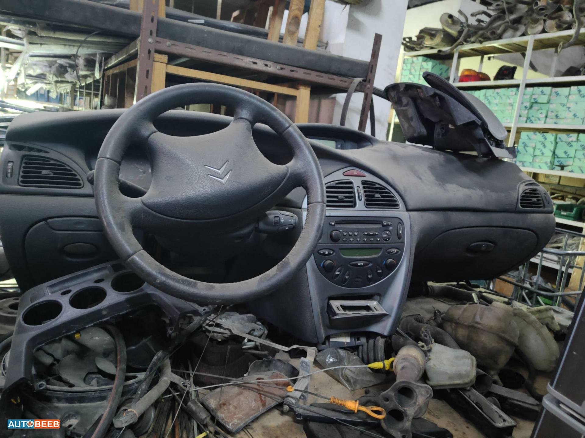 Cabin  Dashboard Citroen C5