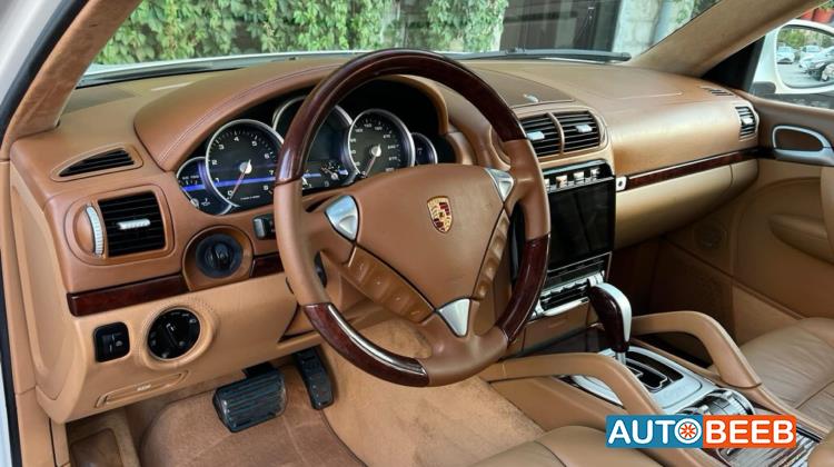 بورش كايين 2004