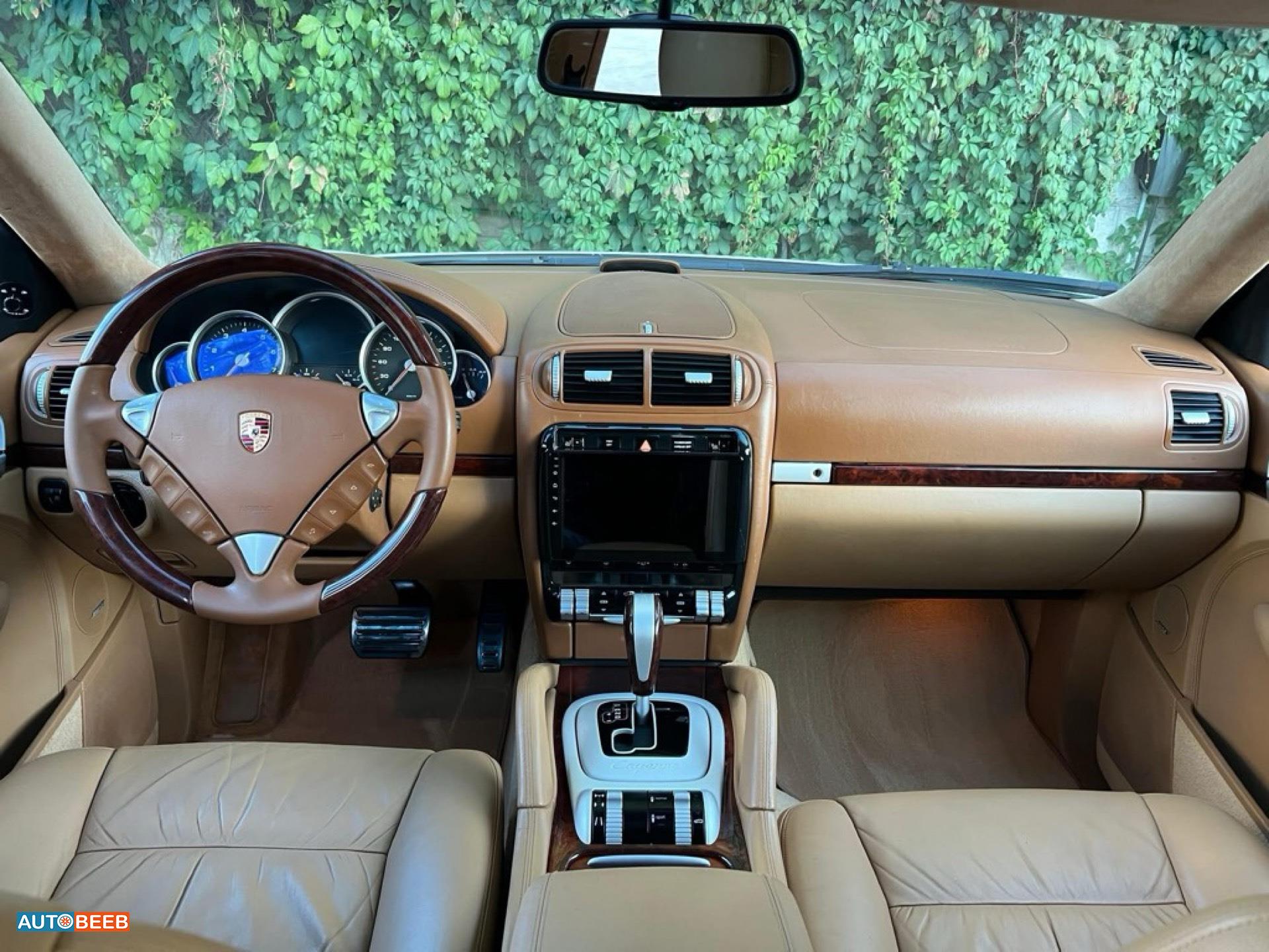 بورش كايين 2004