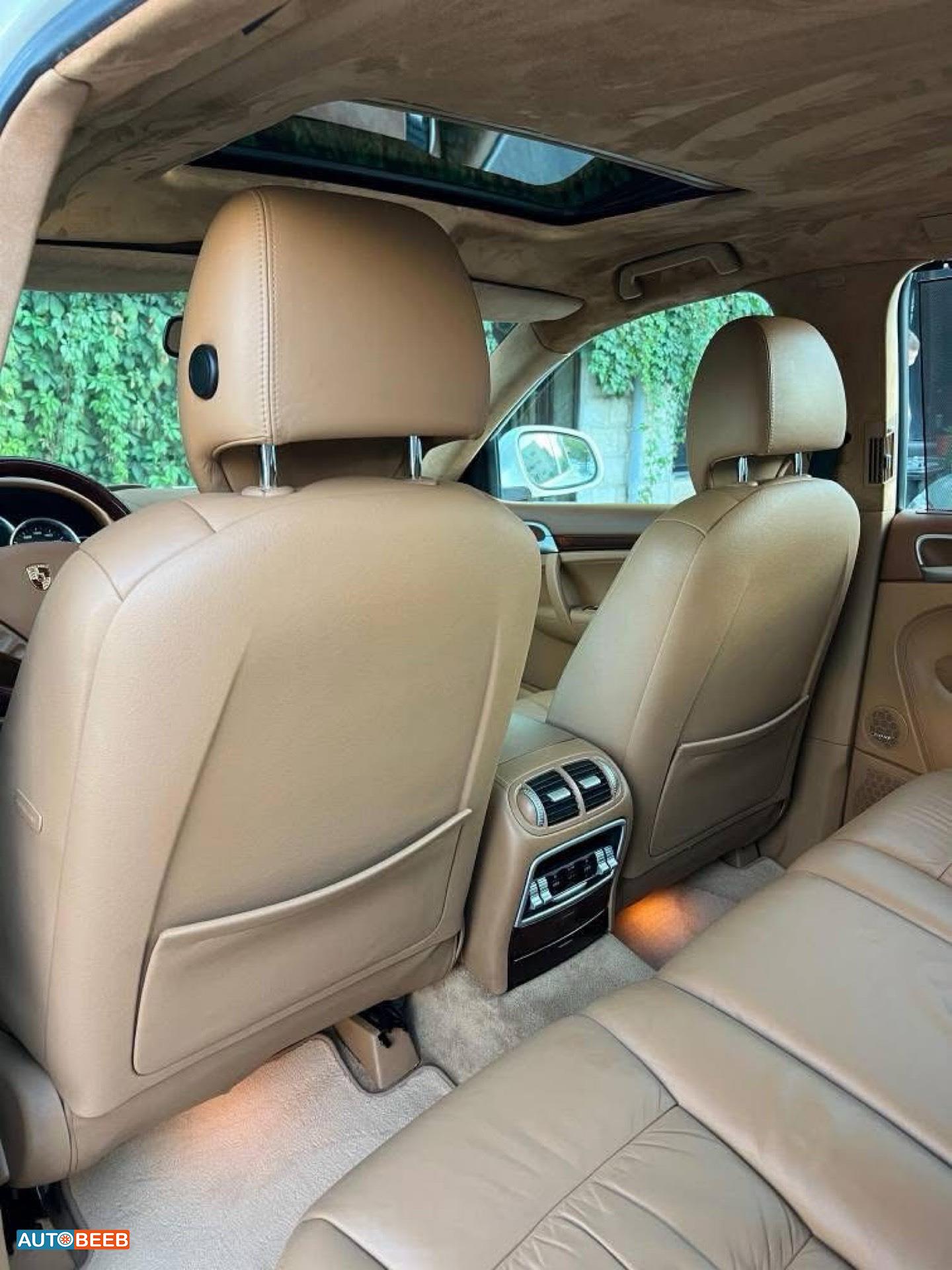 بورش كايين 2004