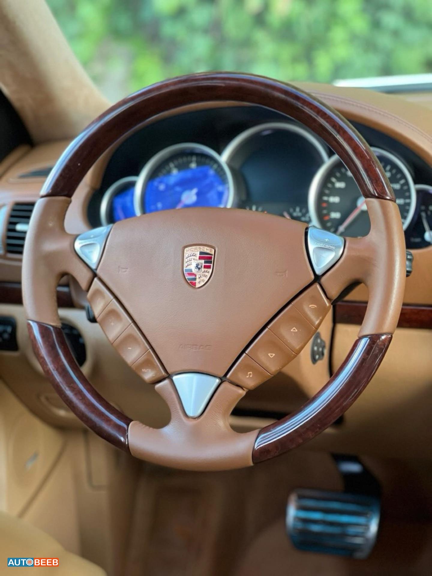 بورش كايين 2004