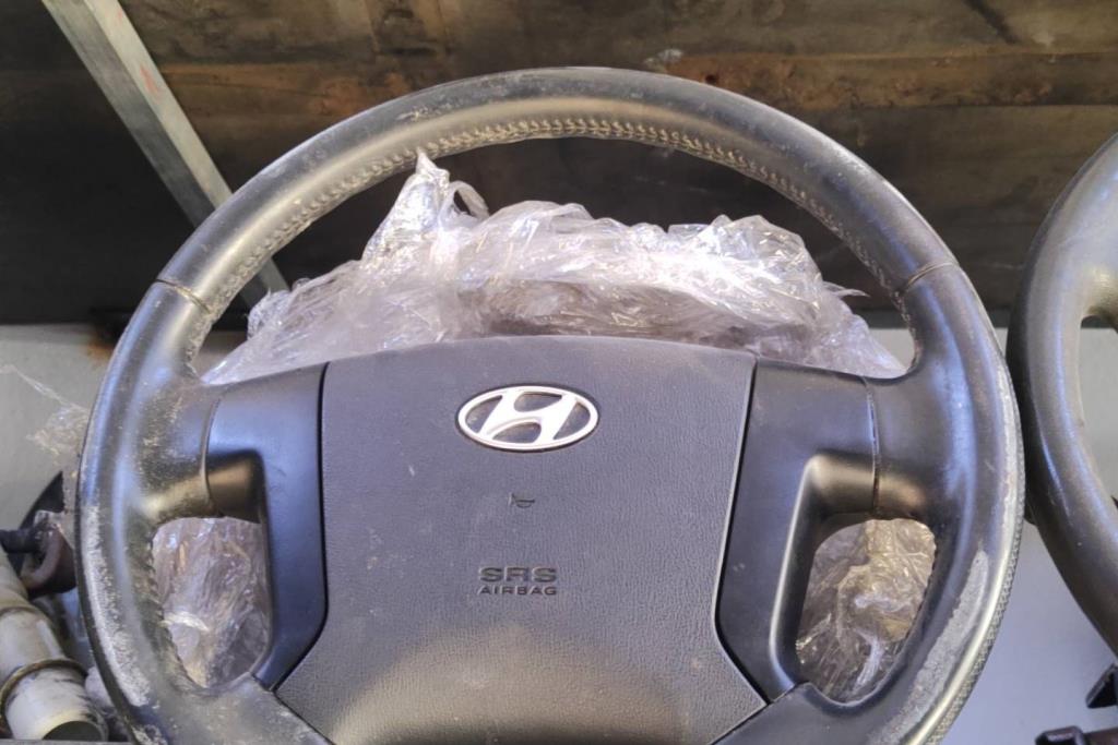 Cabin  Steering Wheel Hyundai H1