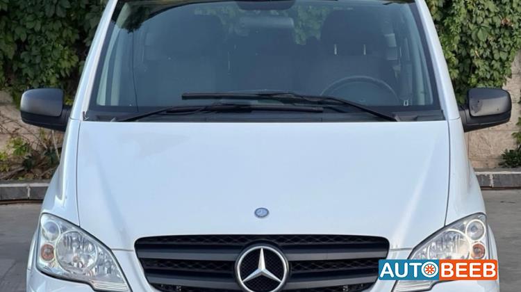 Minibus Mercedes Benz 2013